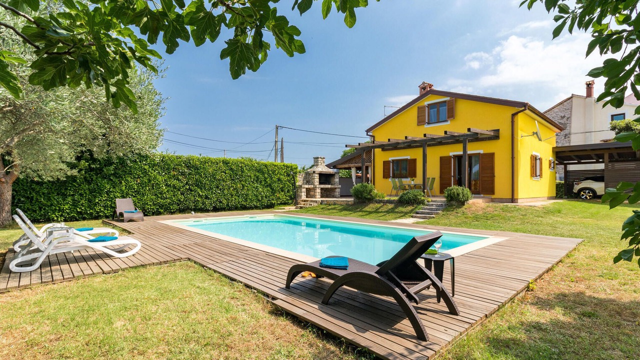 Photo of Outdoor in Kastel