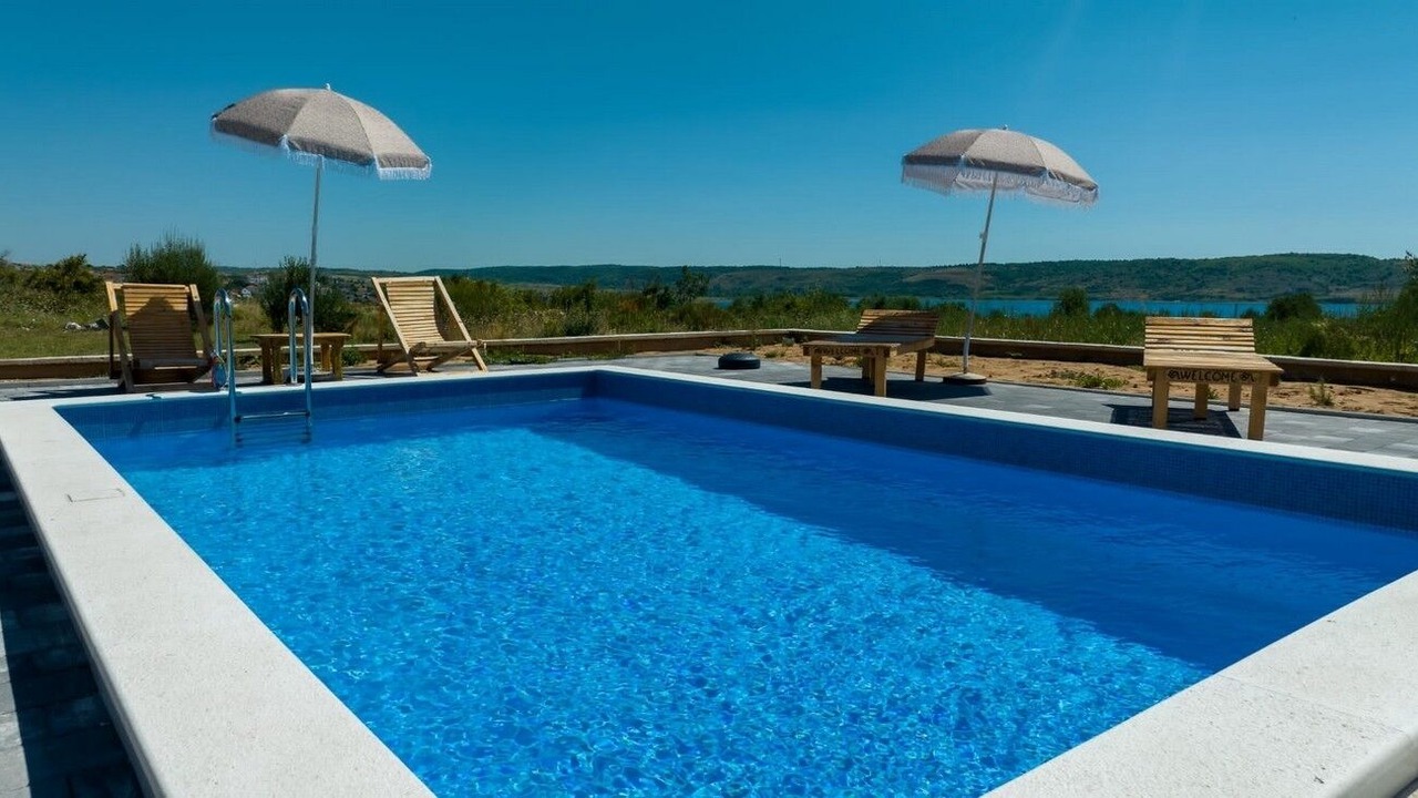 Photo of Outdoor in Rtina