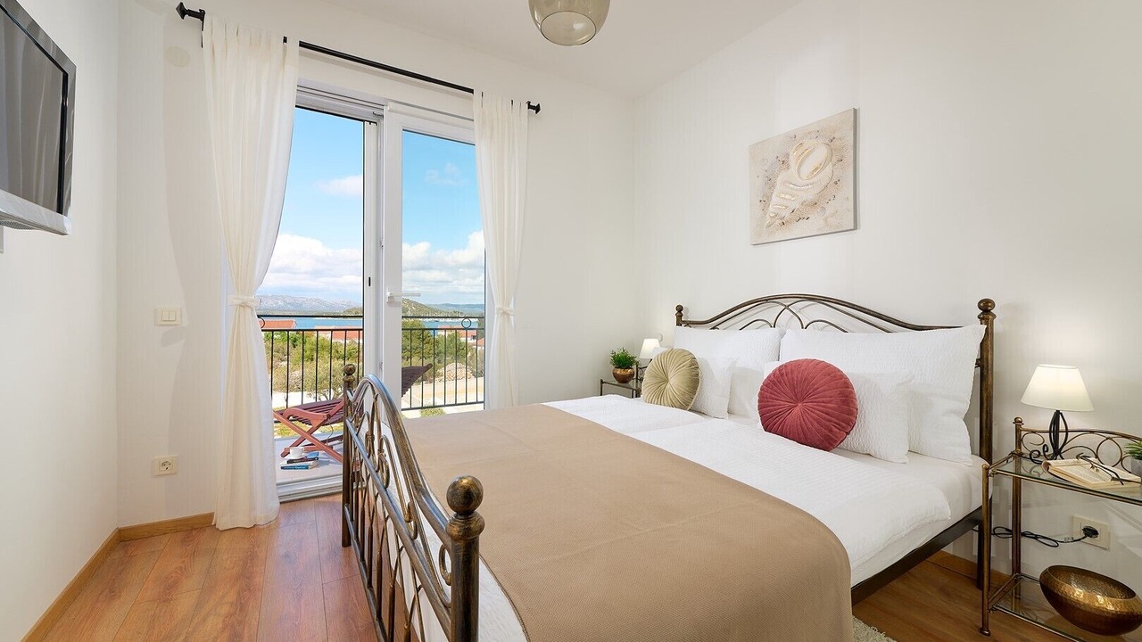 Photo of Bedroom in Murter