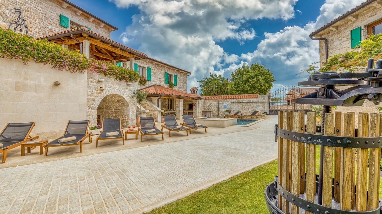 Photo of Patio Balcony in Selina
