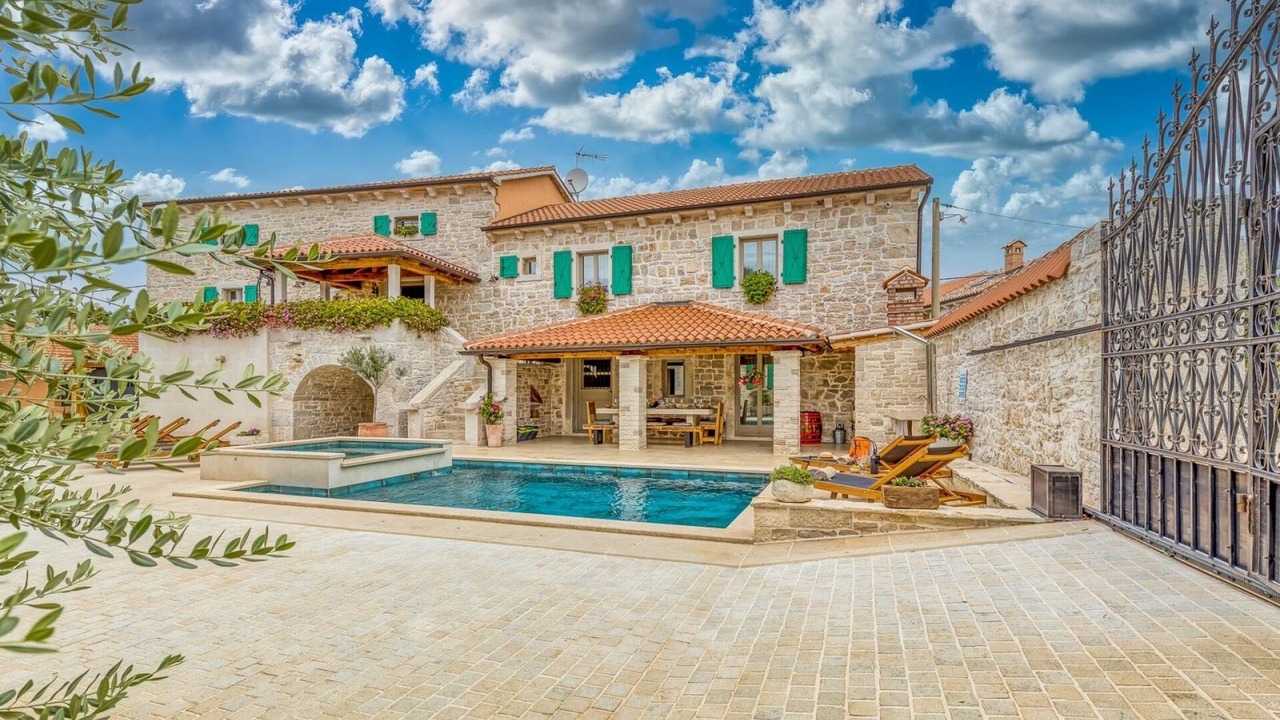 Photo of Outdoor in Selina