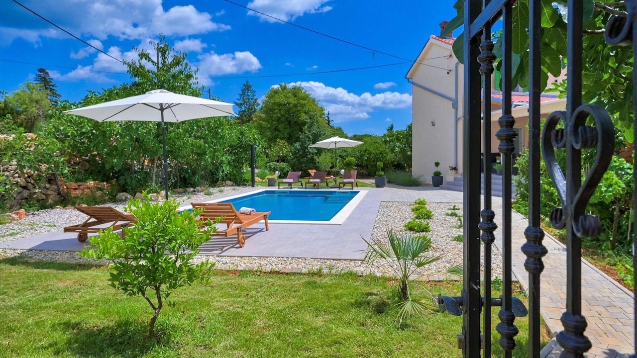 Photo of Outdoor in Kras