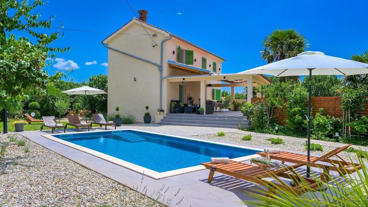 Photo of Outdoor in Kras
