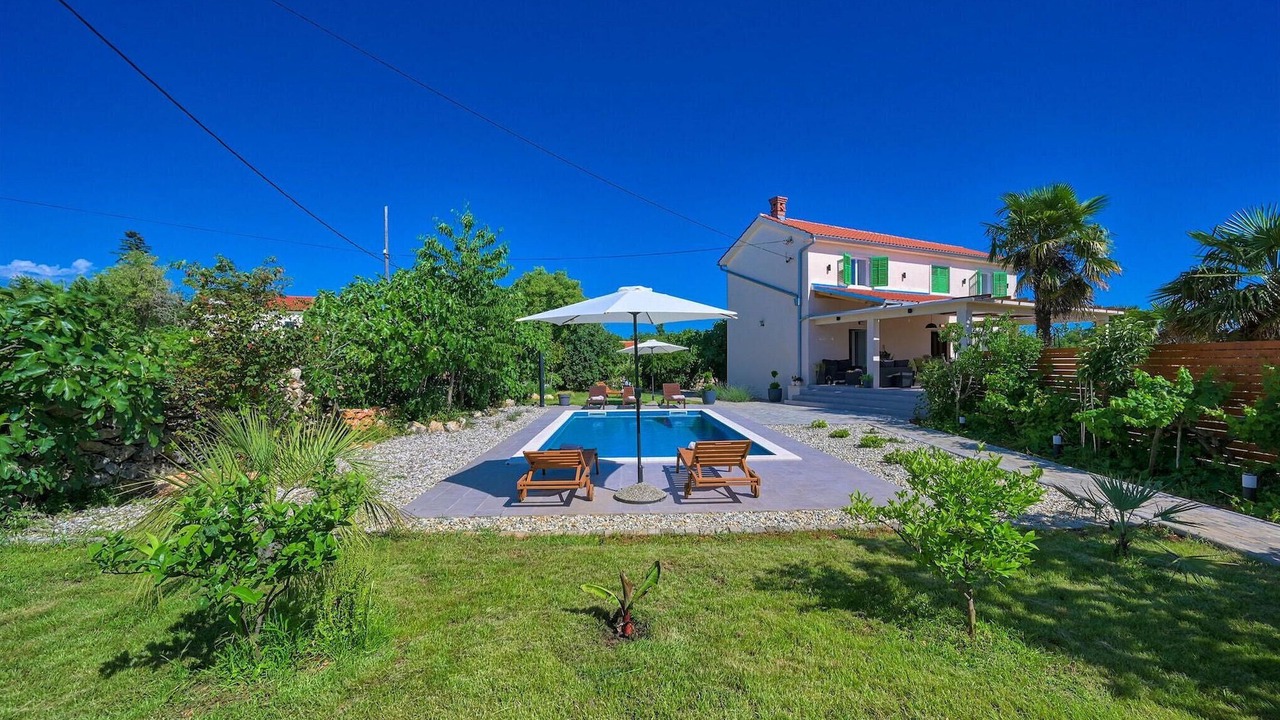 Photo of Outdoor in Kras