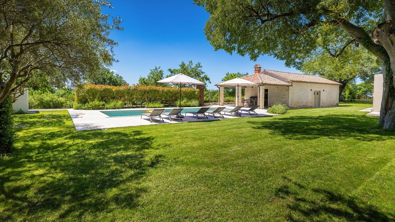 Photo of Outdoor in Baderna