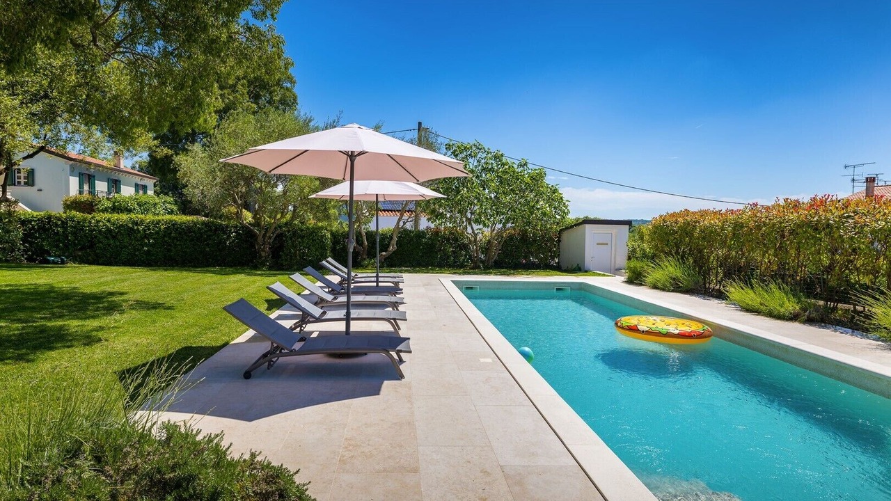 Photo of Outdoor in Baderna