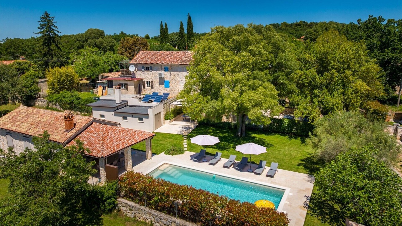 Photo of Outdoor in Baderna
