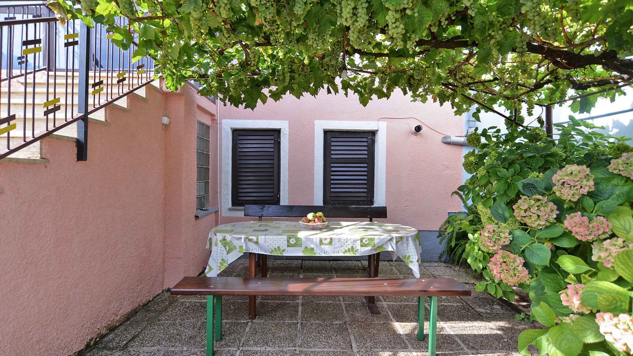 Photo of Outdoor in Peresiji