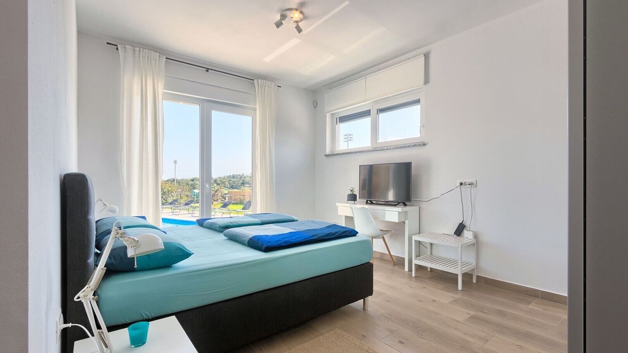 Photo of Bedroom in Stinjan