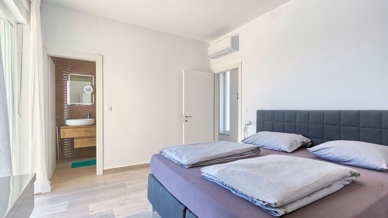 Photo of Bedroom in Stinjan