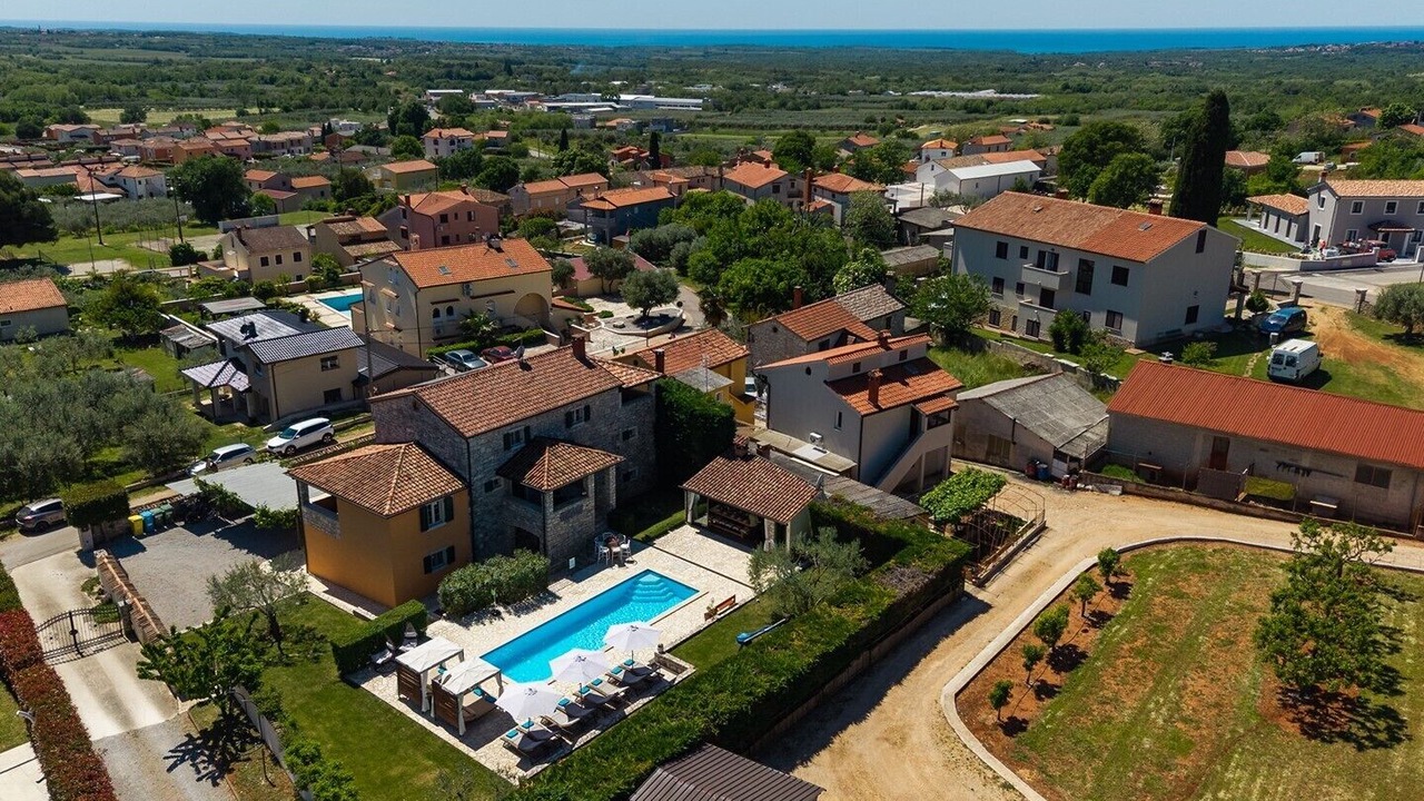 Photo of Outdoor in Labinci