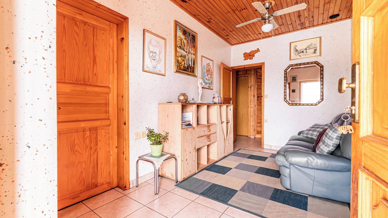 Photo of Livingroom in Semic