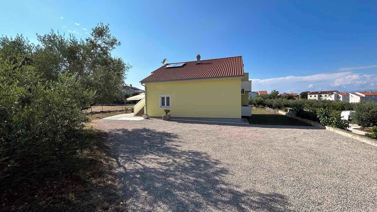 Photo of Outdoor in Porat