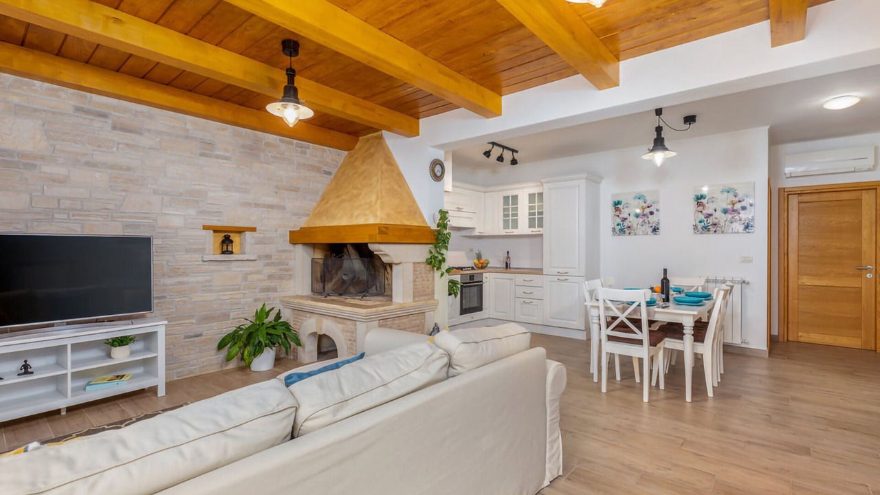 Photo of Livingroom in Cepic