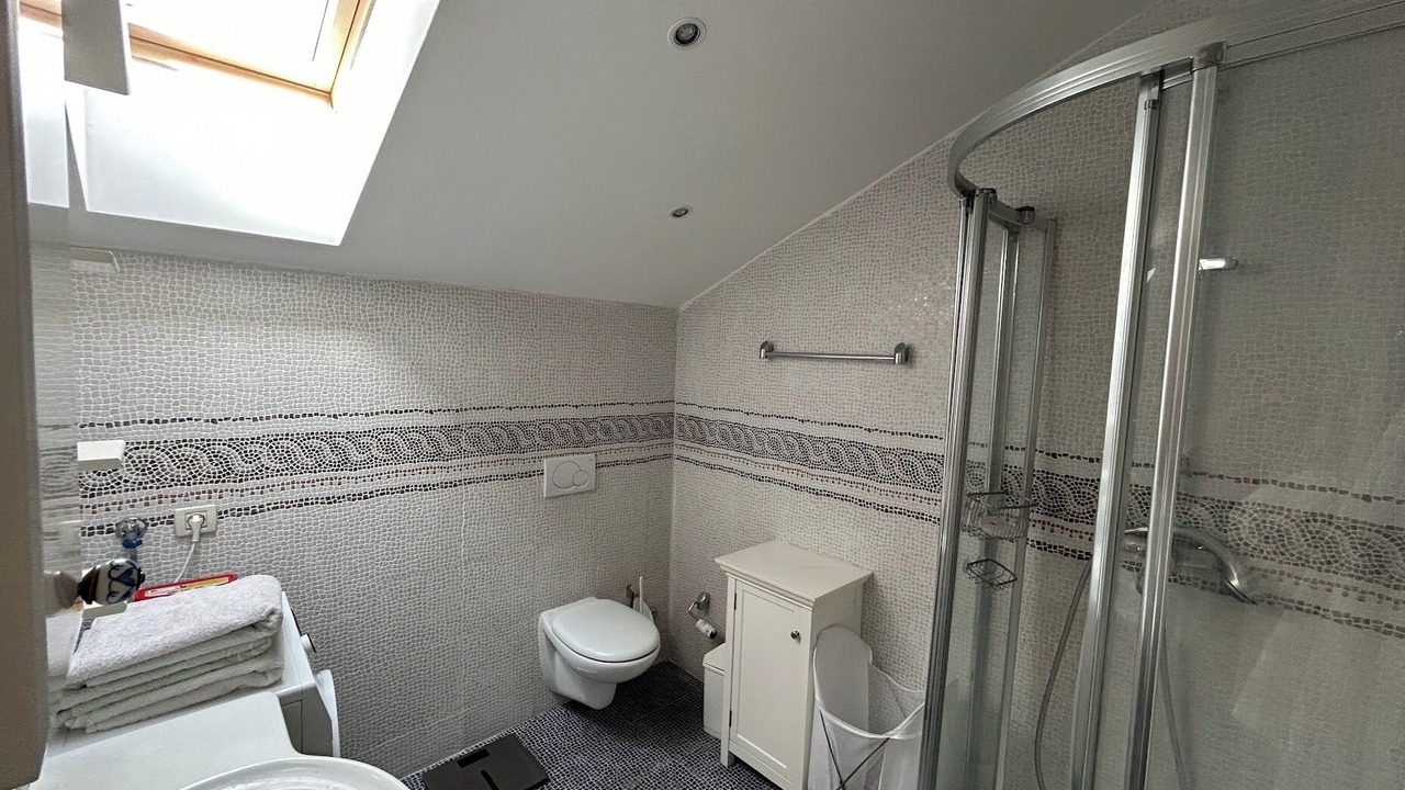 Photo of Bathroom in Pile