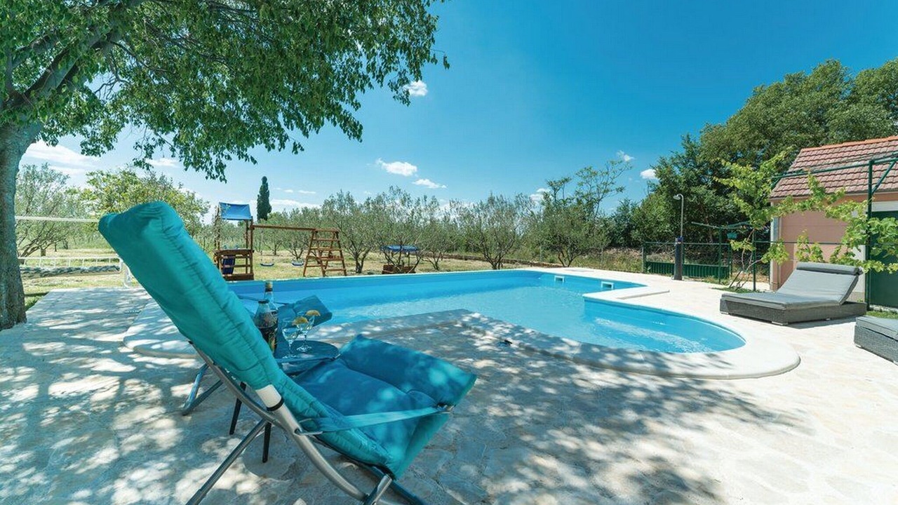 Photo of Outdoor in Drnis