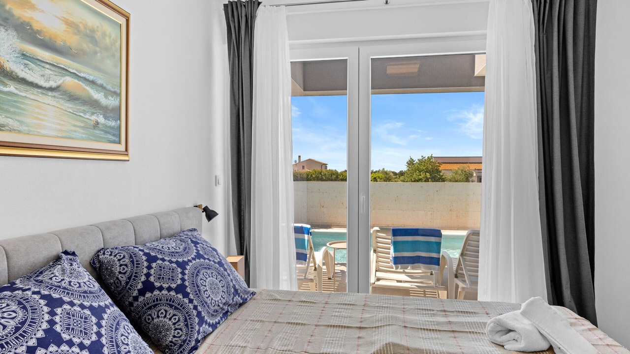 Photo of Bedroom in Loborika