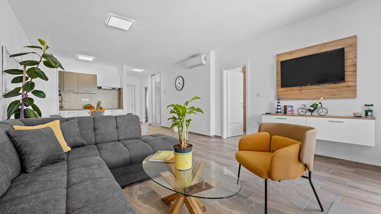 Photo of Livingroom in Loborika
