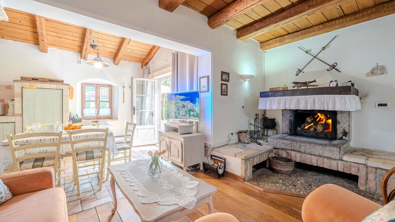 Photo of Livingroom in Sucici