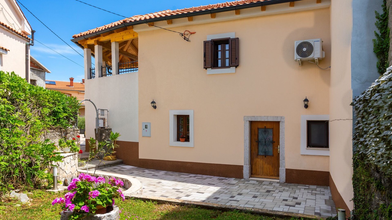 Photo of Outdoor in Polje