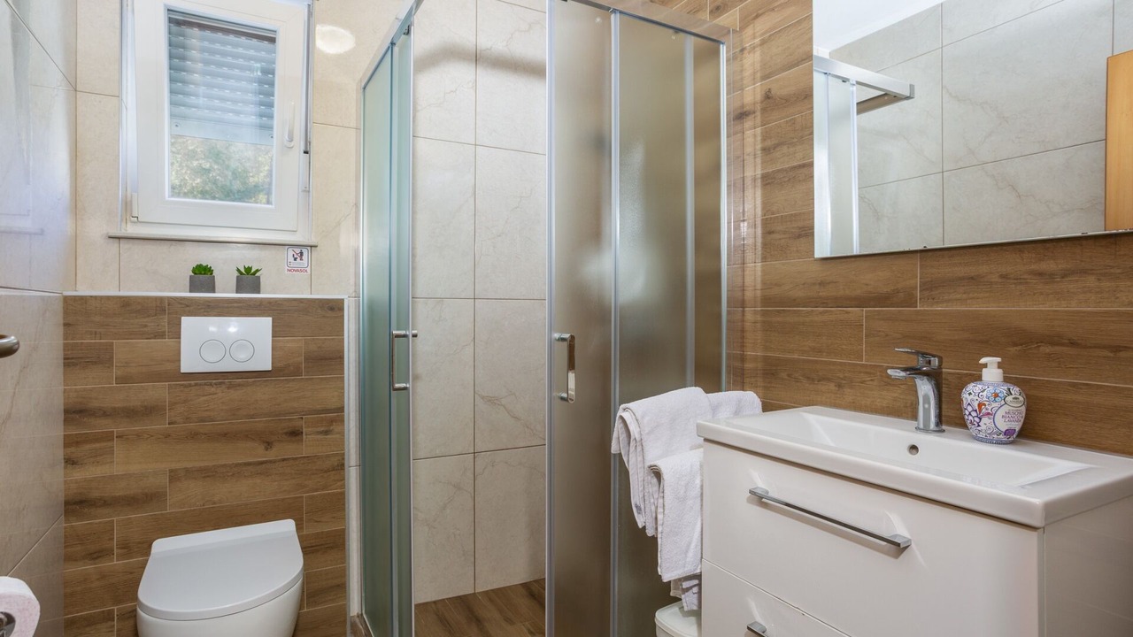 Photo of Bathroom in Risika