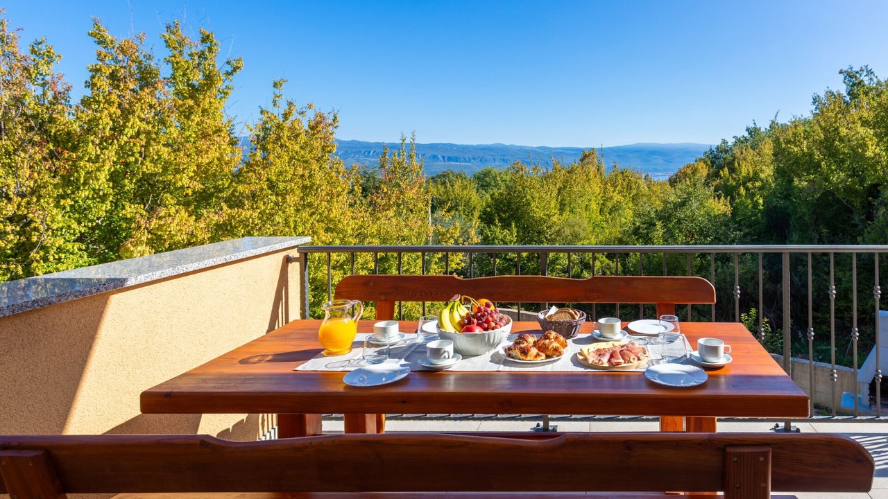 Photo of Outdoor in Risika