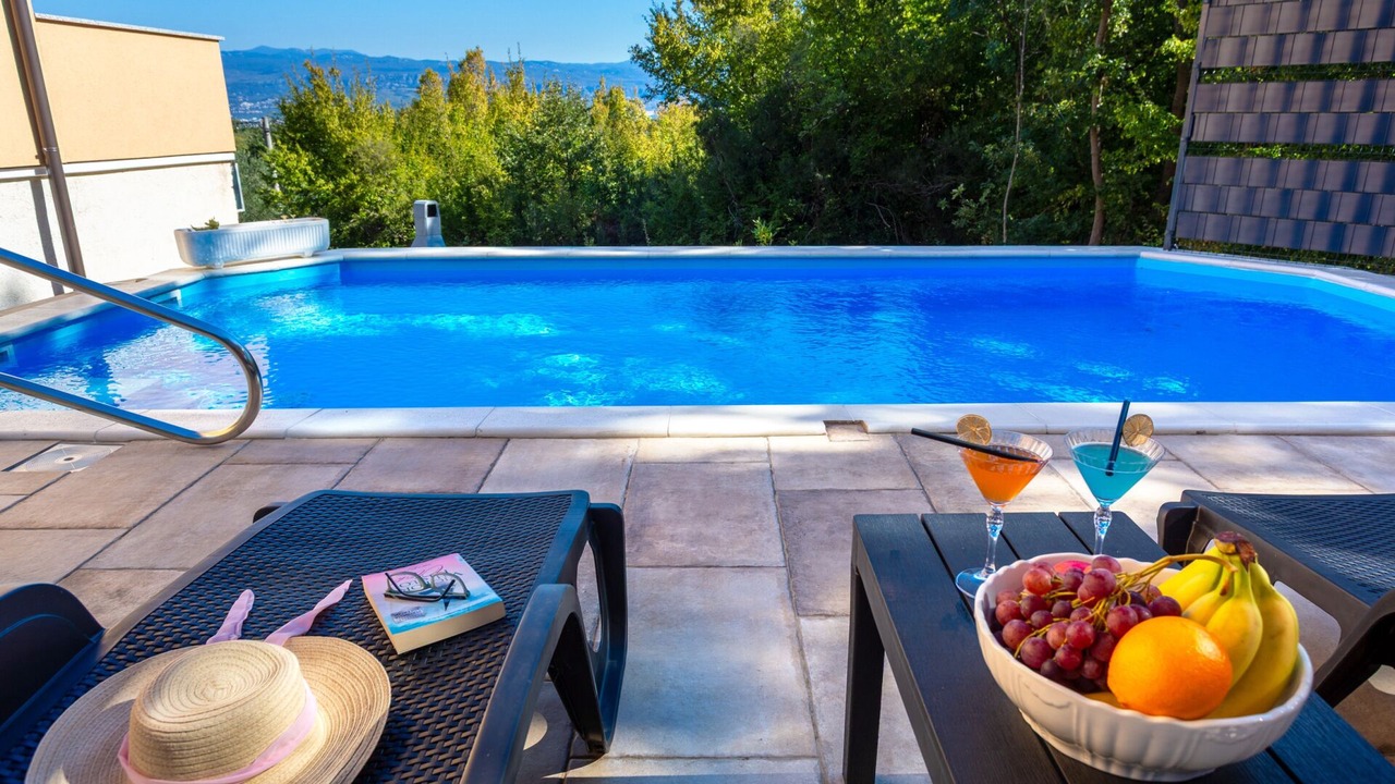 Photo of Outdoor in Risika