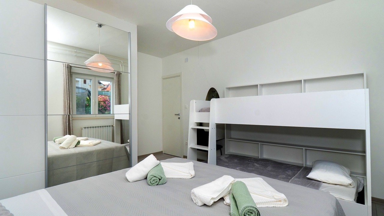 Photo of Bedroom in Brodarica