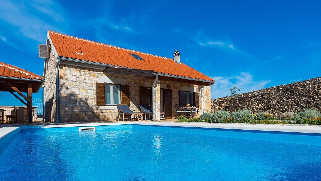 Photo of Outdoor in Promina