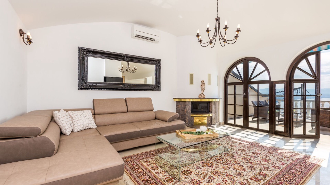Photo of Livingroom in Sarsoni