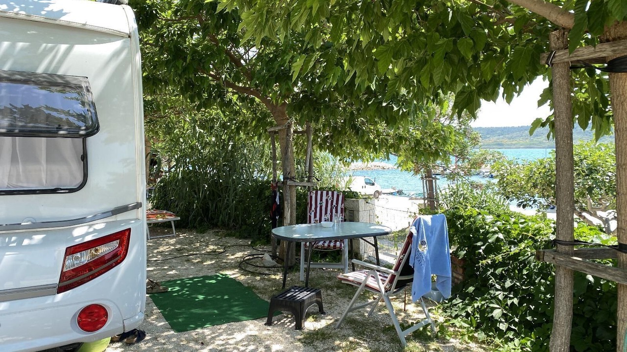 Photo of Outdoor in Rtina