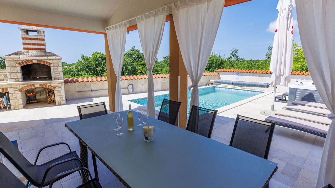 Photo of Outdoor in Pinezici