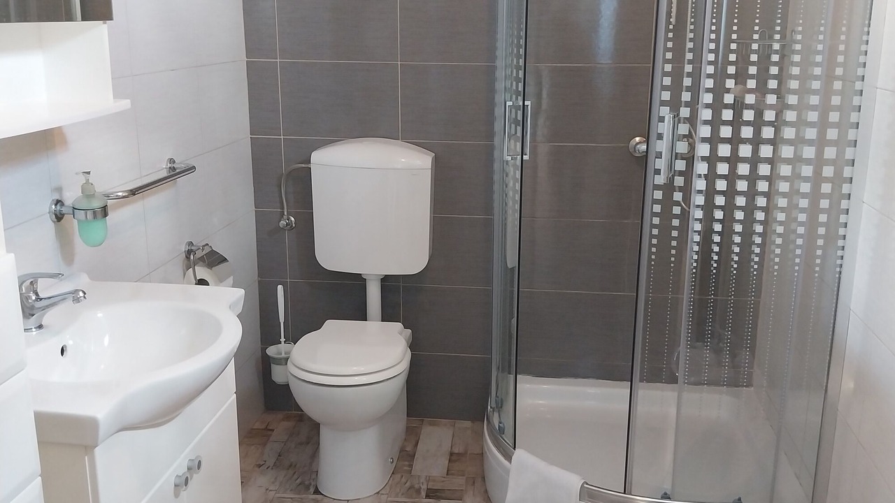 Photo of Bathroom in Bakar
