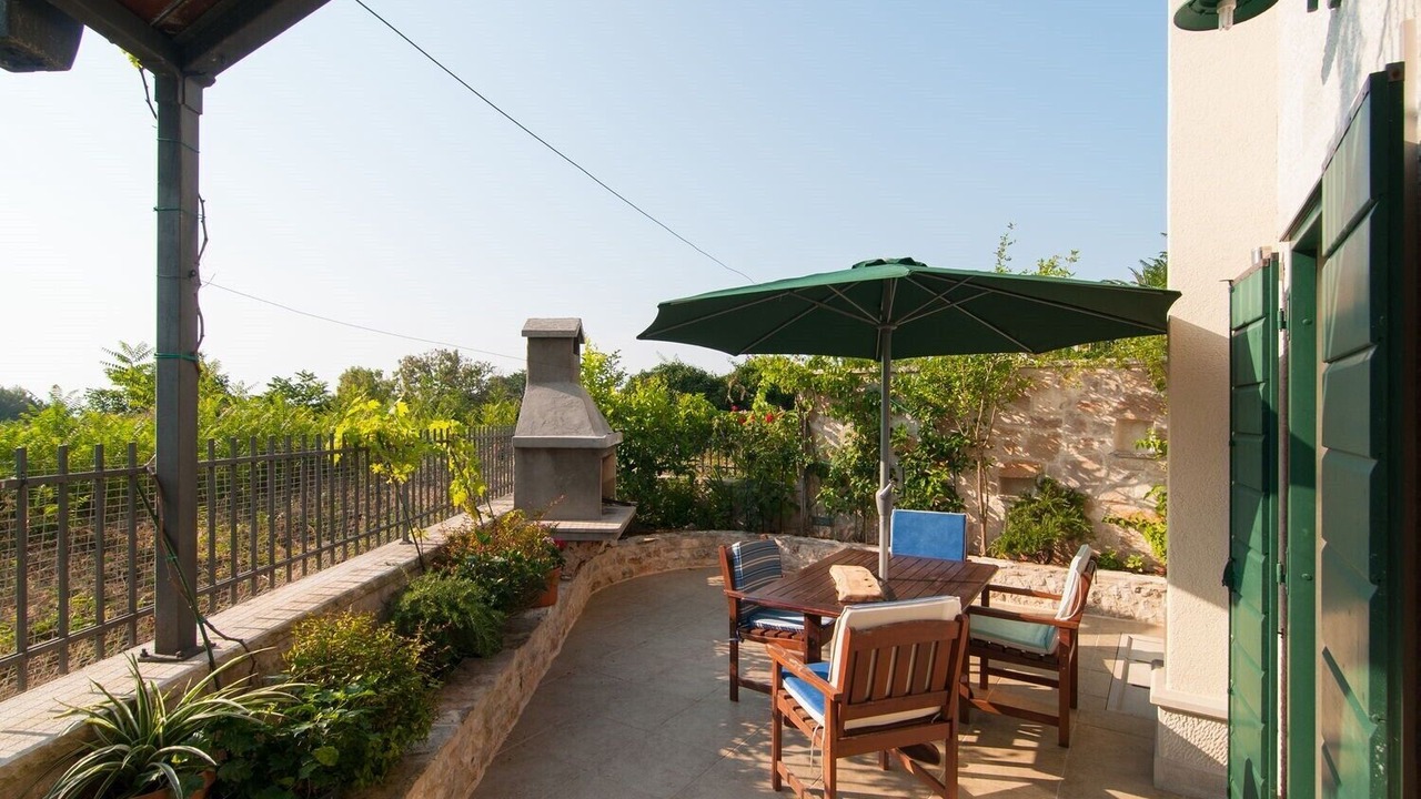 Photo of Outdoor in Mirce