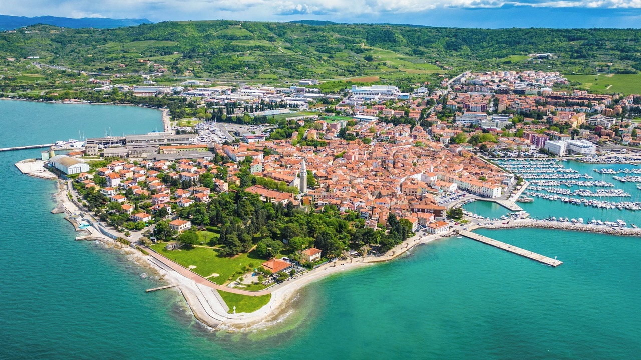 Photo of Others in Izola