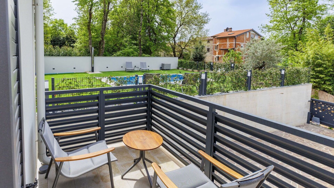Photo of Patio Balcony in Babici