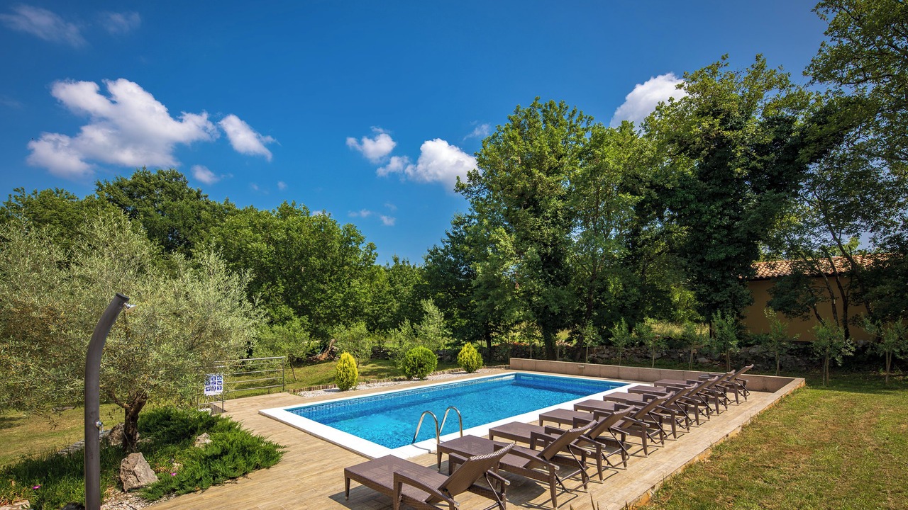 Photo of Outdoor in Kapelica