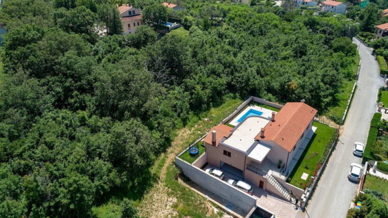Photo of Outdoor in Kapelica