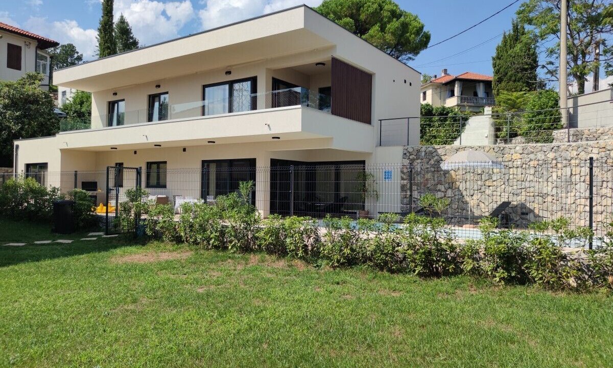 Photo of Outdoor in Sarsoni