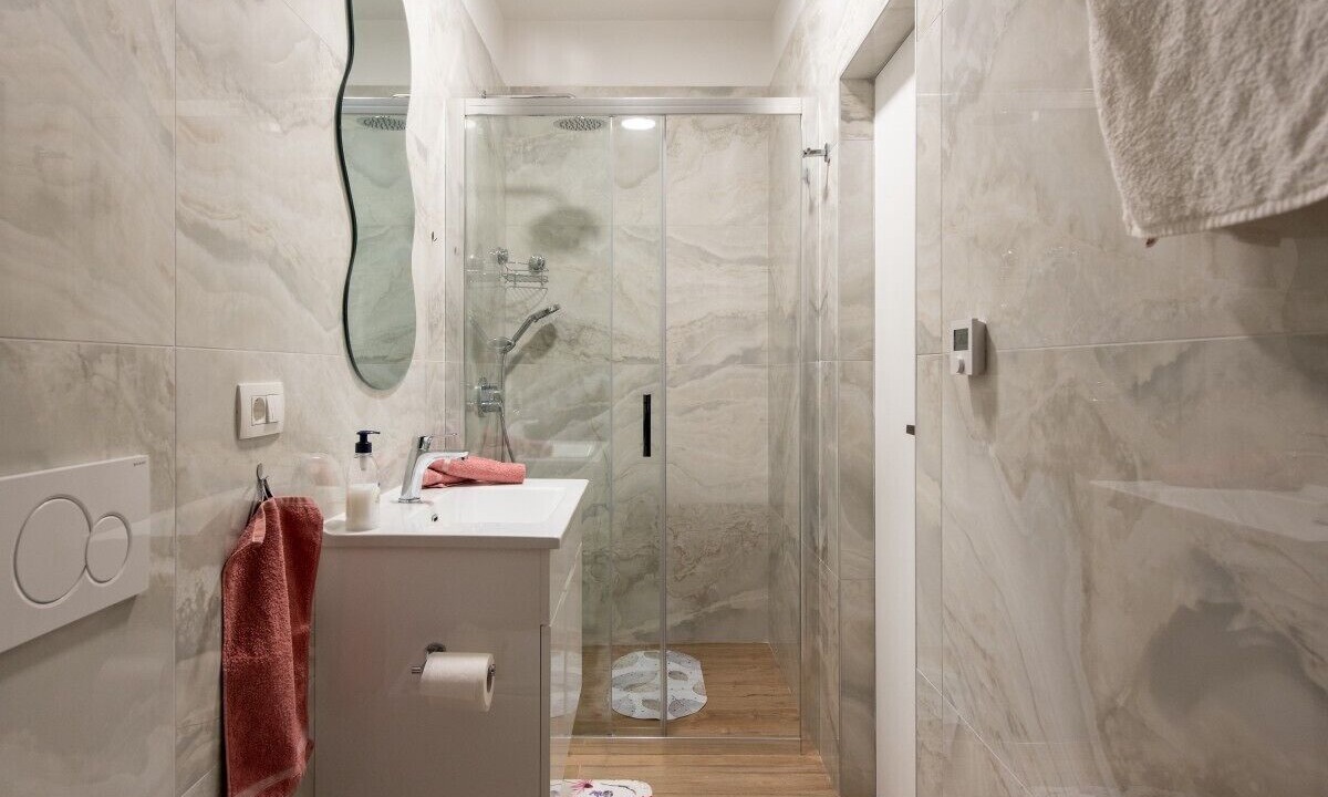 Photo of Bathroom in Sarsoni