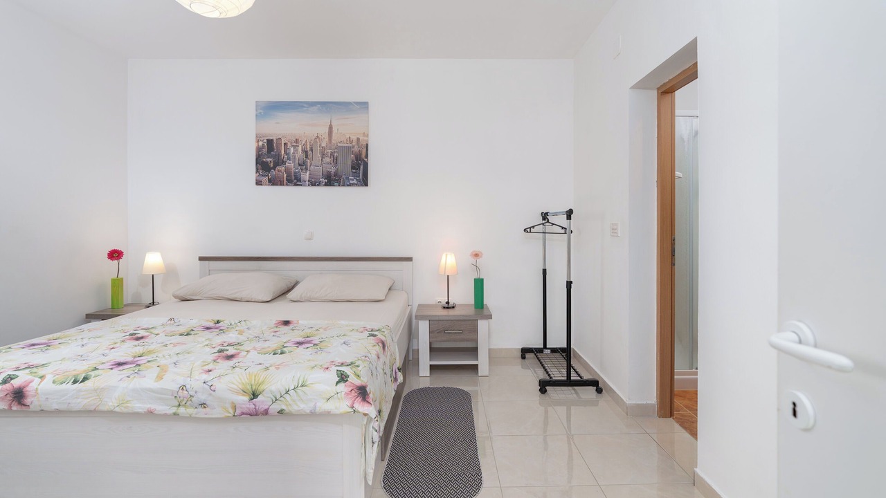 Photo of Bedroom in Rtina