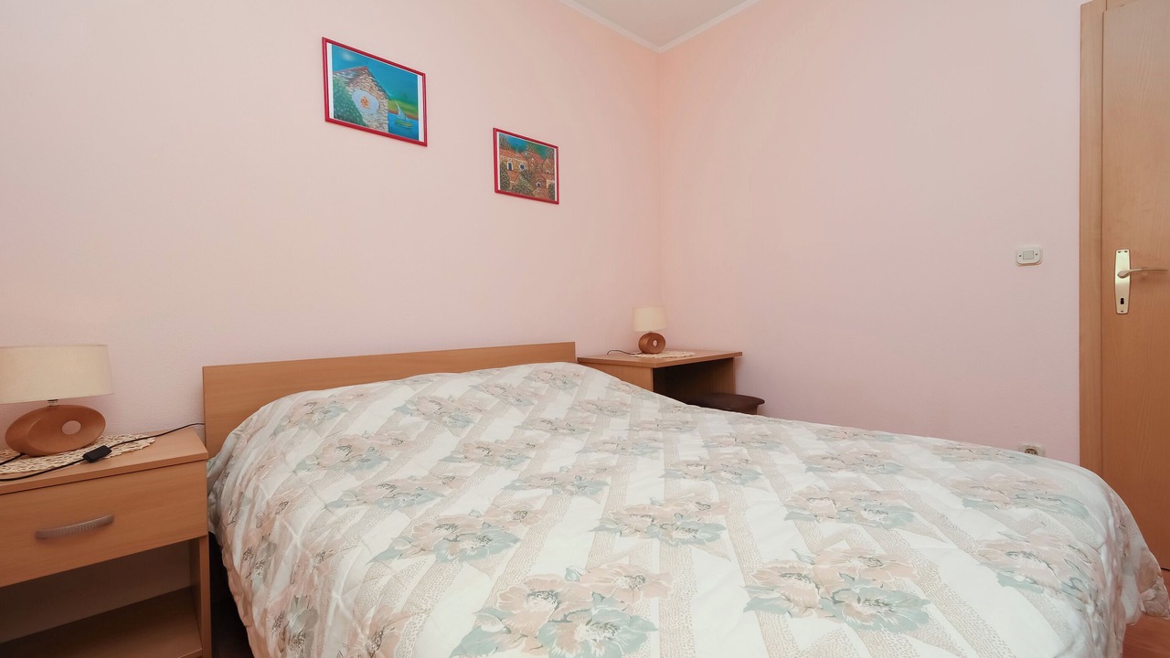 Photo of Bedroom in Maslinica