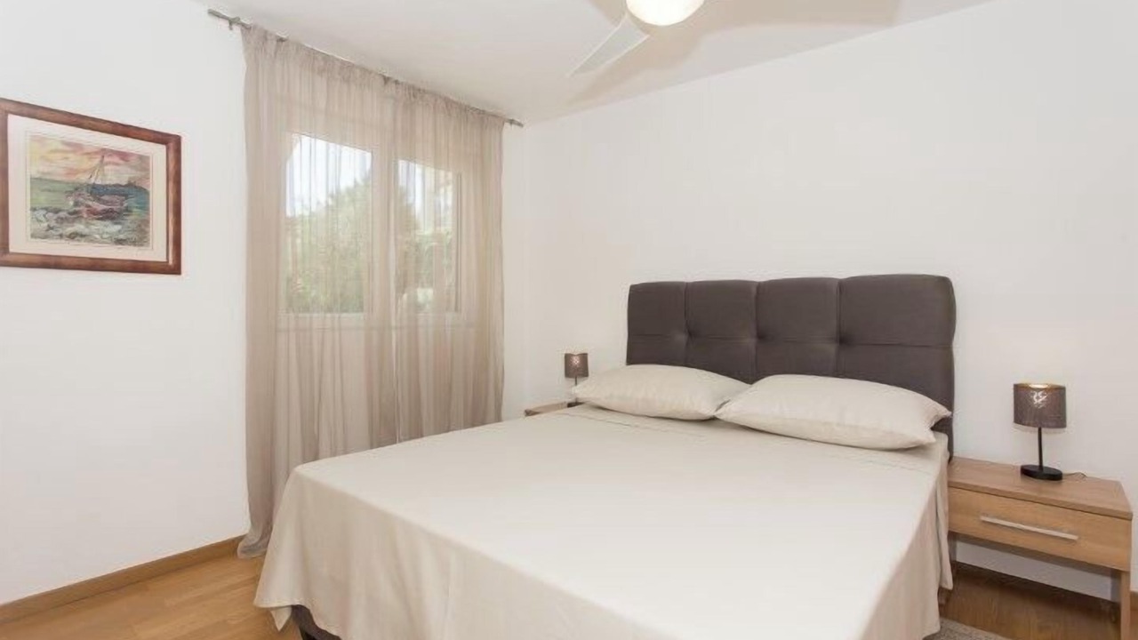 Photo of Bedroom in Okrug Donji