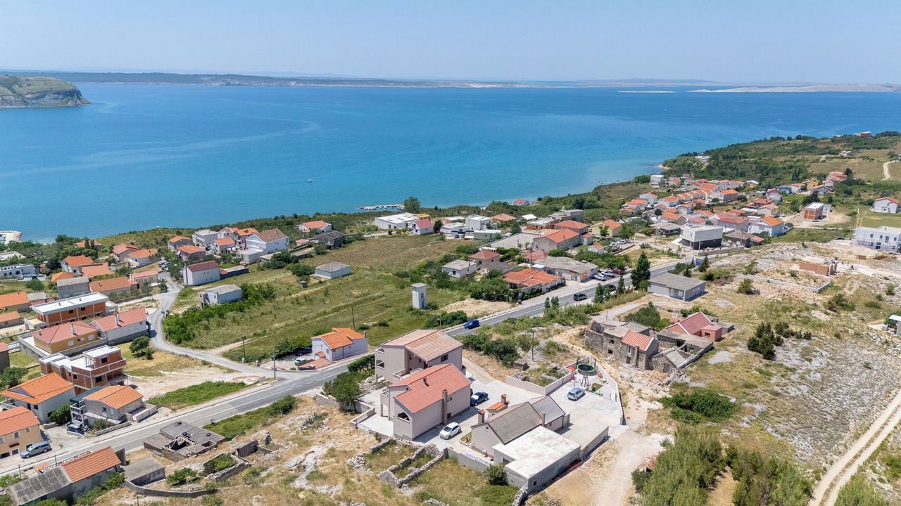Photo of Outdoor in Rtina