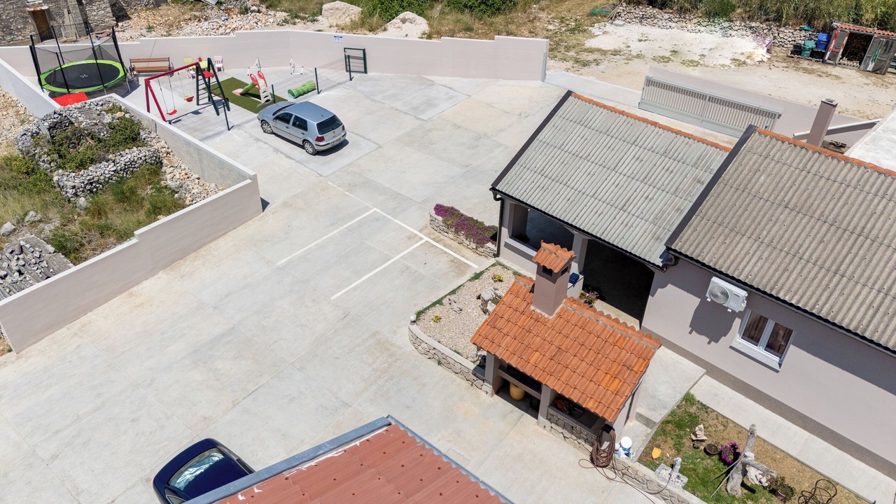 Photo of Outdoor in Rtina