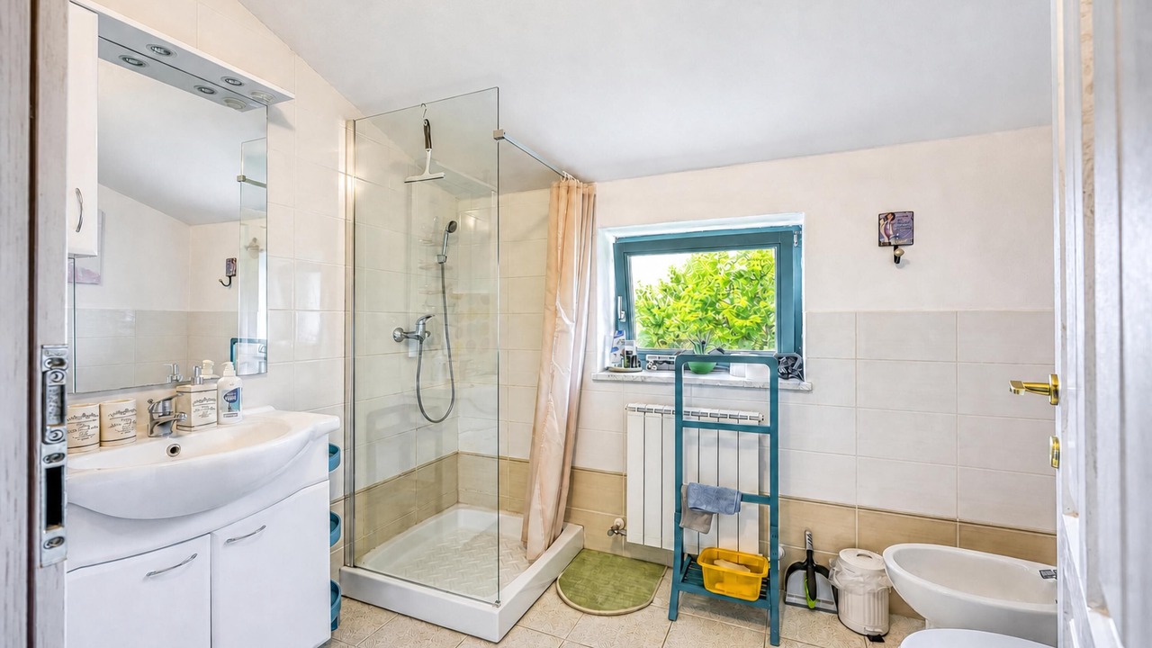 Photo of Bathroom in Kras