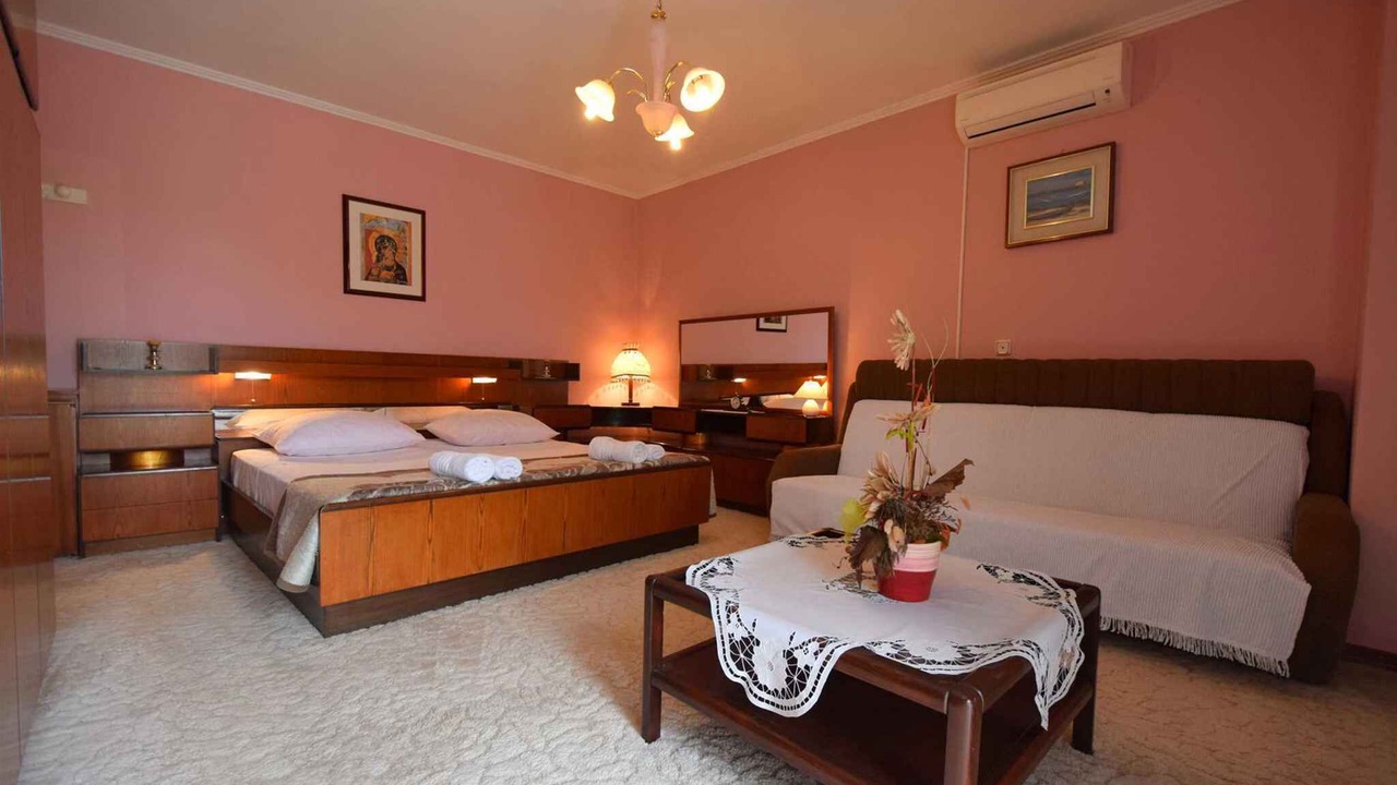 Photo of Bedroom in Gabonjin