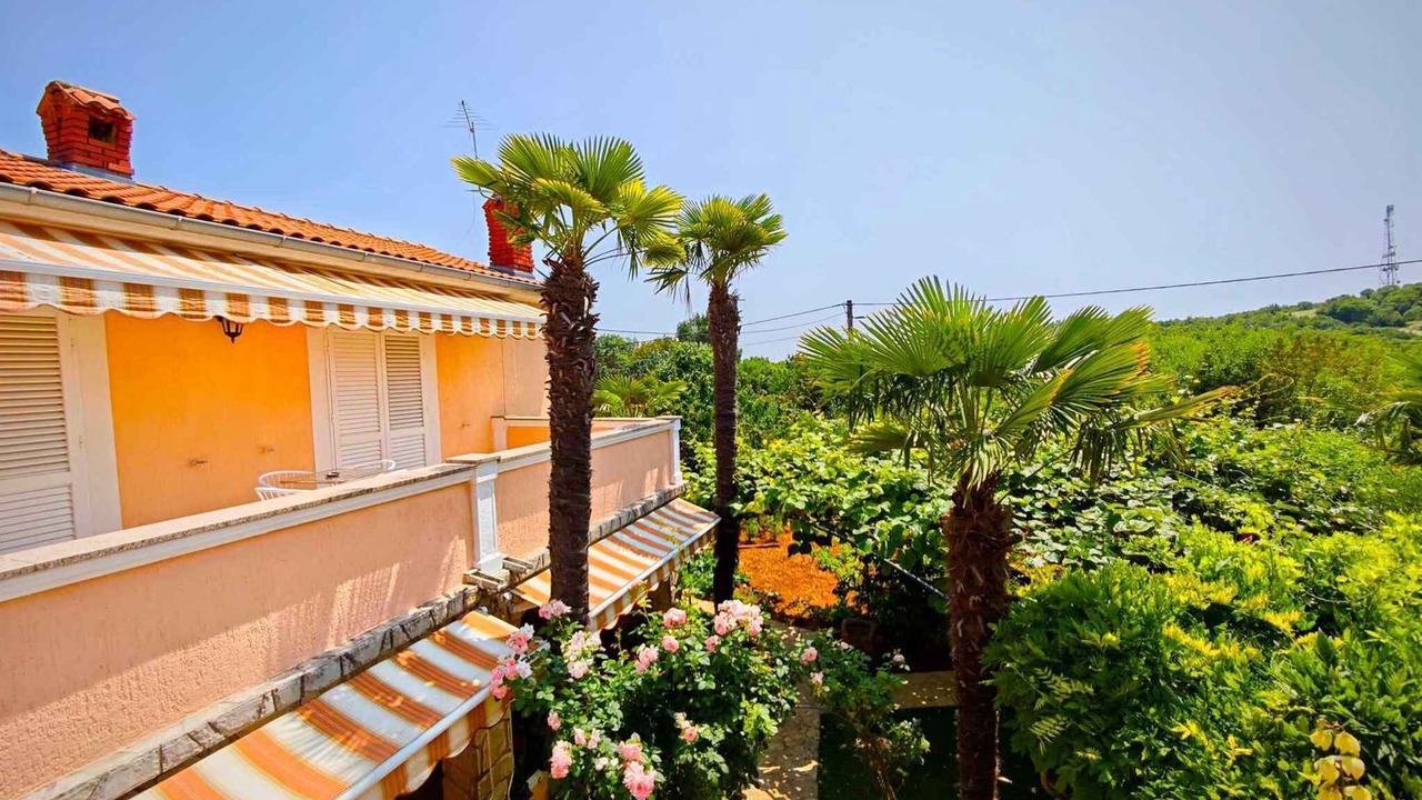 Photo of Outdoor in Gabonjin