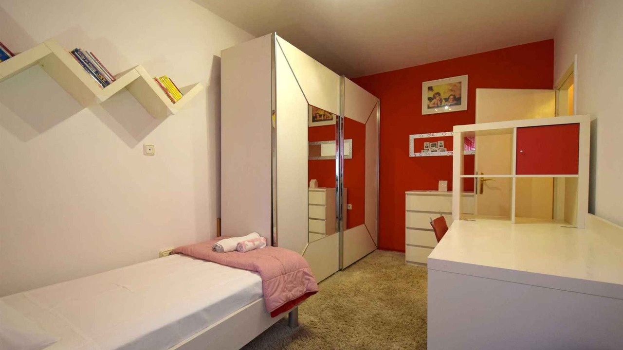 Photo of Bedroom in Gabonjin