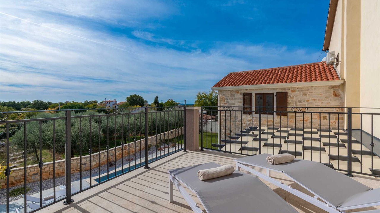 Photo of Patio Balcony in Vosteni